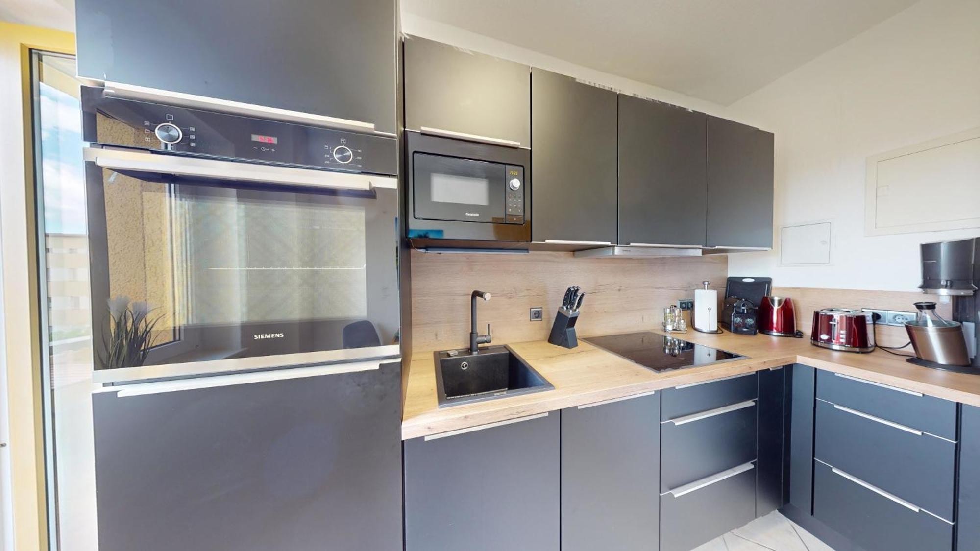 Sweethome - Luxus Apartment Auf 2 Etagen マクデブルク エクステリア 写真